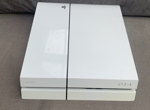 Sony playstation ps4 - 4,